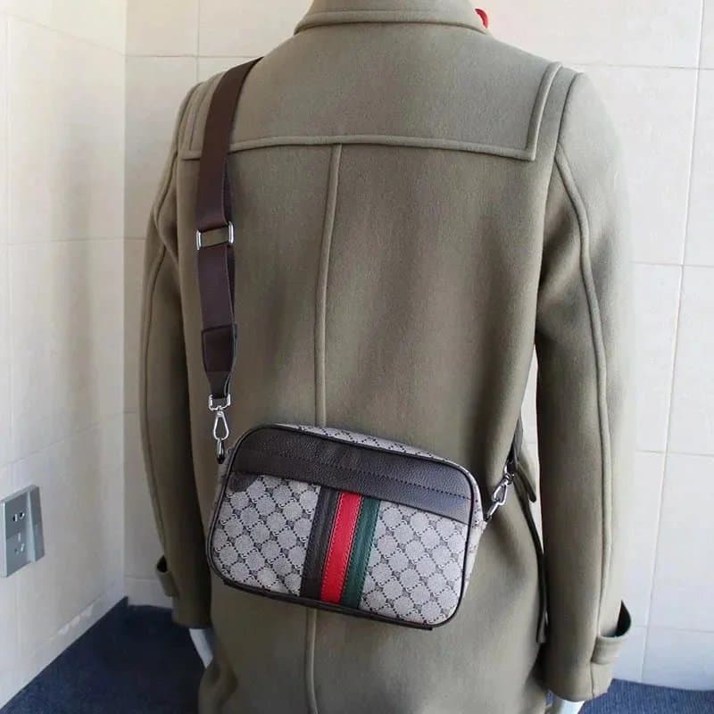 Trapstar Crossbody Bag Logo Strap — 31