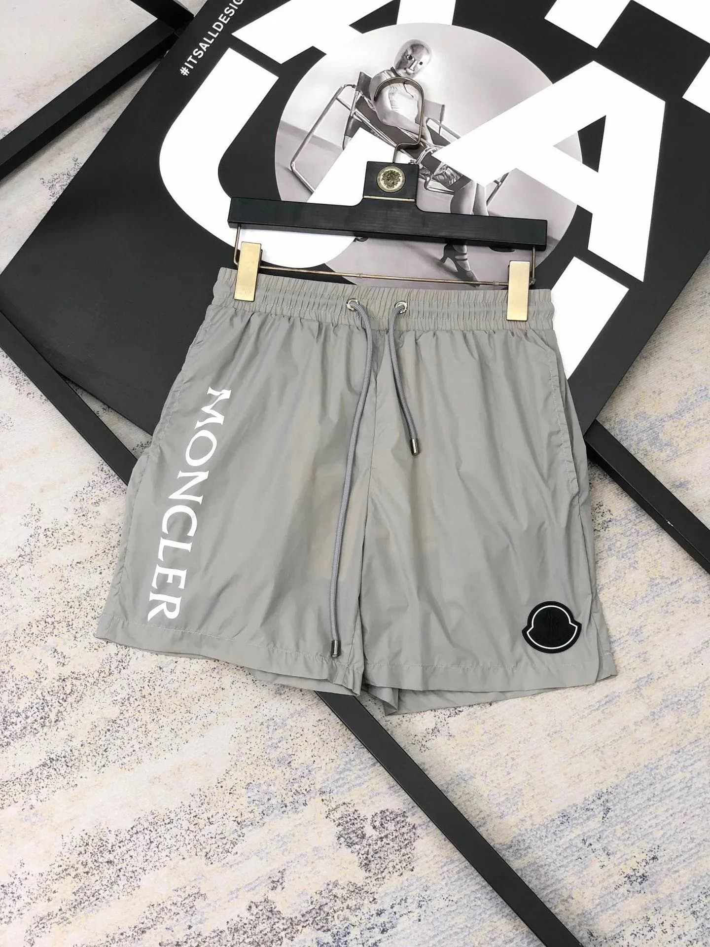 Moncler Logo Shorts Multicolor Logo — 1015020TLB
