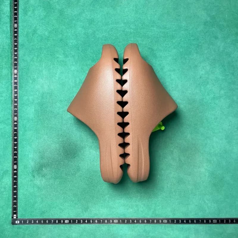 Yeezy Foam Runner Static — 6号亚麻棕FZ5896