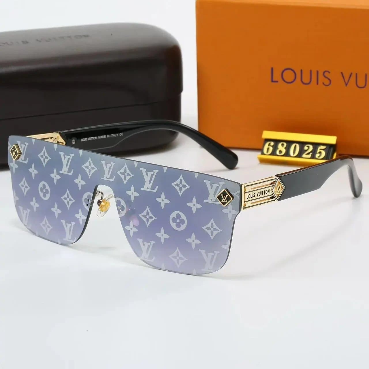 Burberry Shield Sunglasses Logo Shield — LV12