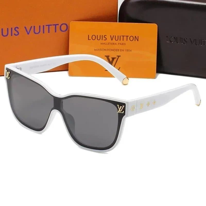 Louis Vuitton Square Sunglasses LV Logo Detail — 1844-5