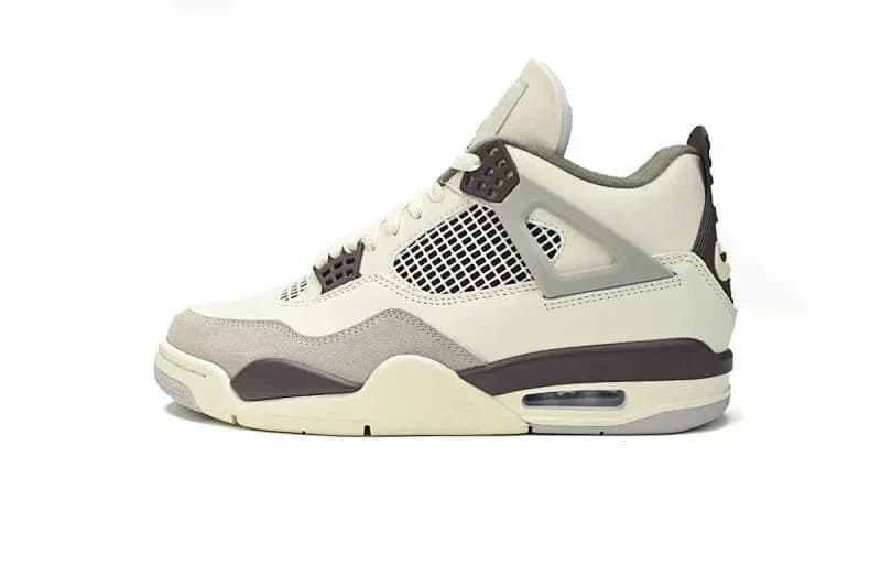 Air Jordan 4 Fire Red — 35-47.5 (Message Remarks Size) · 棕水泥