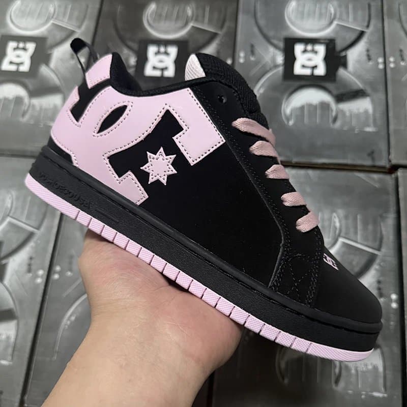 DC Shoes Pure Black Pink