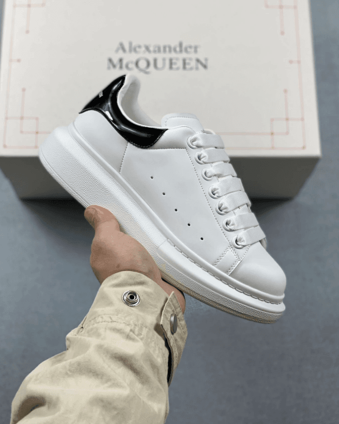 Alexander McQueen Sneaker All Black — 12(果冻黑尾)