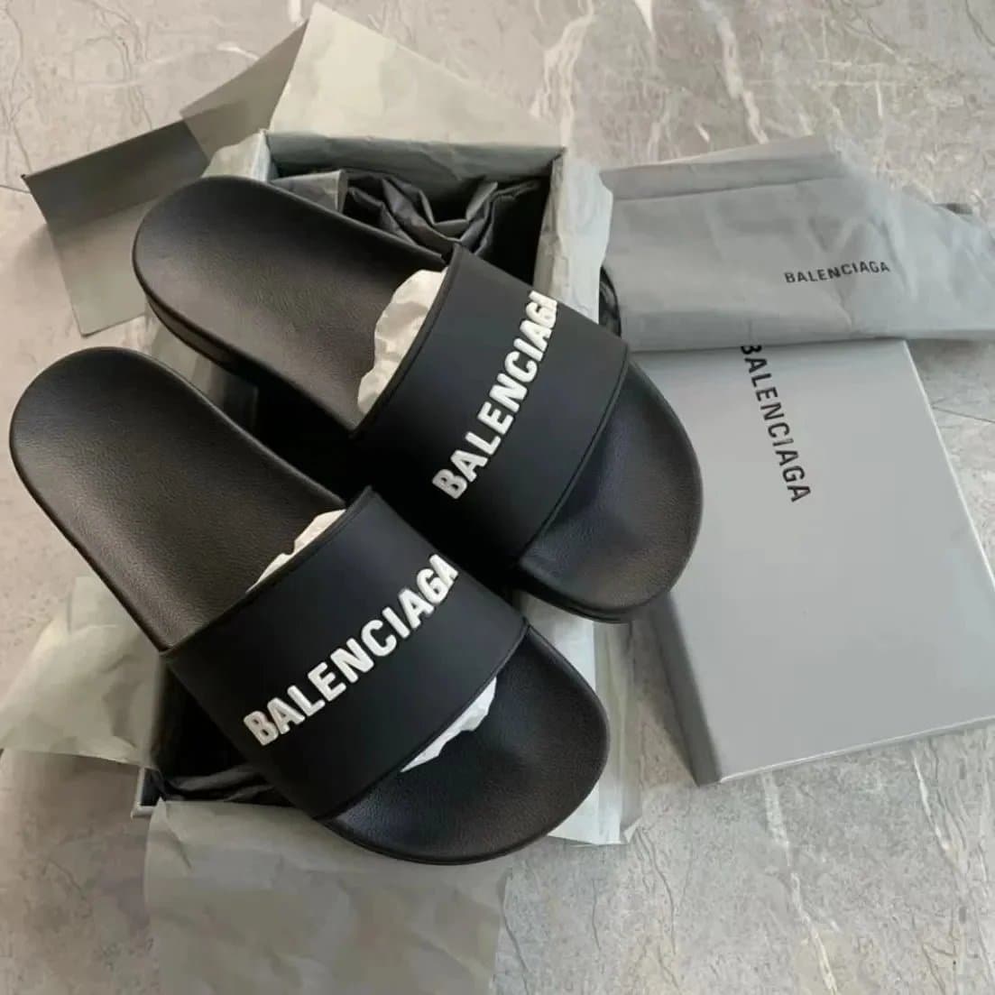 Givenchy Logo Slide Black — 1