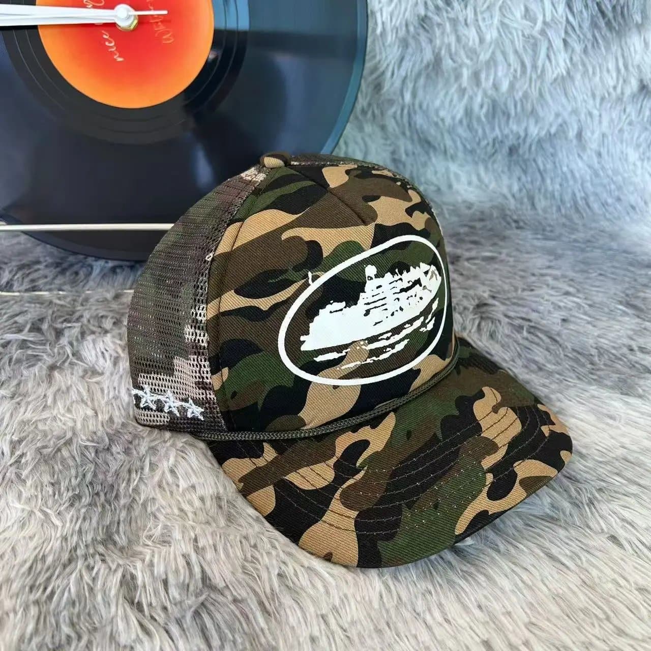 Chrome Hearts Snapback Cap Camouflage — 均码 · 24